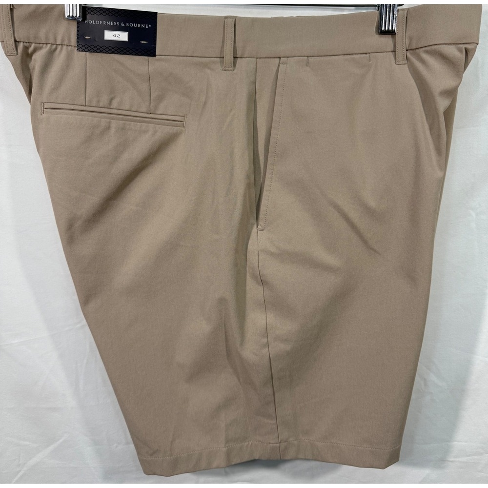 Holderness & Bourne Harwood Short Fescue Tan Tailored Performance Golf Mens 42